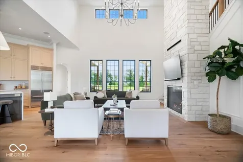 16195 Oak Road Westfield IN 46074