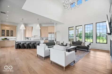16195 Oak Road Westfield IN 46074