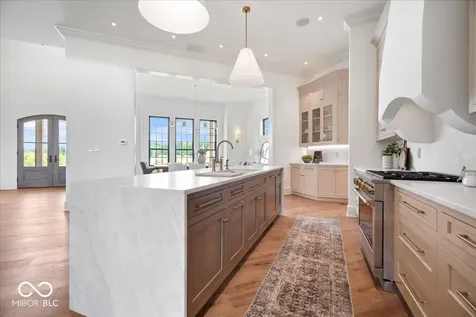 16195 Oak Road Westfield IN 46074