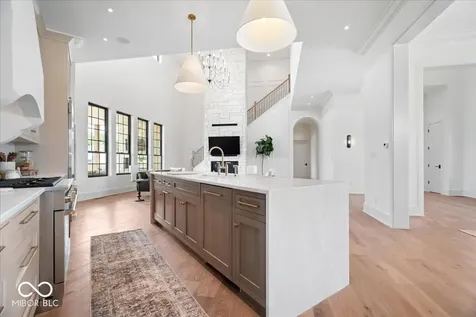 16195 Oak Road Westfield IN 46074