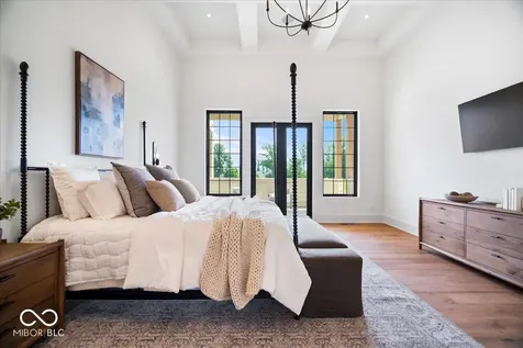 16195 Oak Road Westfield IN 46074