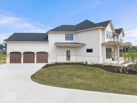 16195 Oak Road Westfield IN 46074