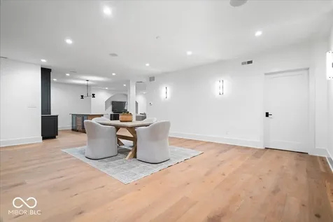 16195 Oak Road Westfield IN 46074