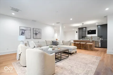 16195 Oak Road Westfield IN 46074