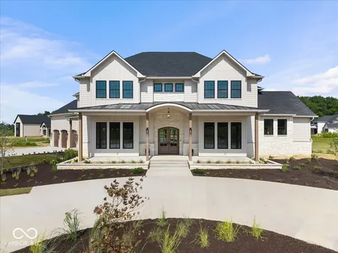 16195 Oak Road Westfield IN 46074