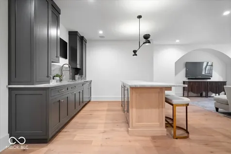 16195 Oak Road Westfield IN 46074