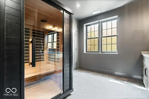 16195 Oak Road Westfield IN 46074