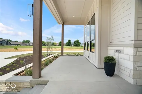16195 Oak Road Westfield IN 46074