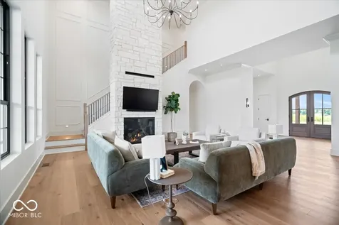 16195 Oak Road Westfield IN 46074