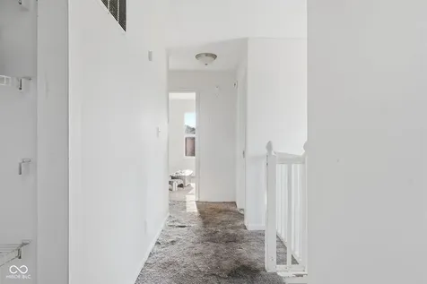 6660 Colleens Way Indianapolis IN 46221
