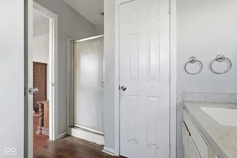6660 Colleens Way Indianapolis IN 46221