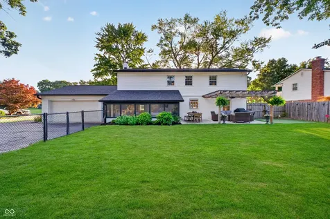 7215 Moorgate Road Indianapolis IN 46250