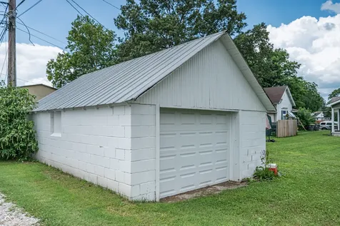539 W 4th Street Seymour IN 47274