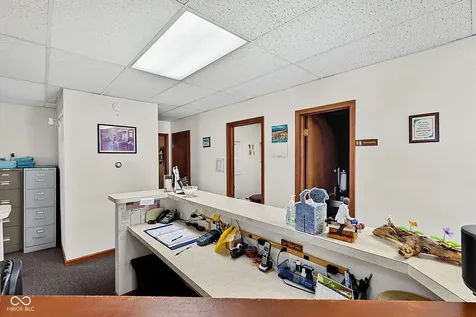 7102 Pendleton Pike Indianapolis IN 46226