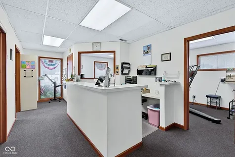 7102 Pendleton Pike Indianapolis IN 46226