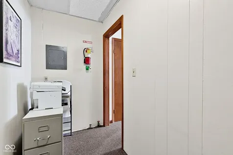 7102 Pendleton Pike Indianapolis IN 46226