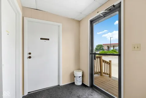 7102 Pendleton Pike Indianapolis IN 46226