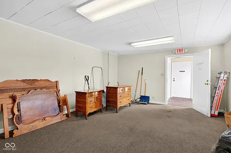 7102 Pendleton Pike Indianapolis IN 46226