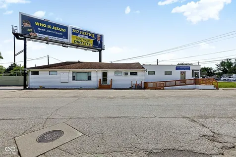 7102 Pendleton Pike Indianapolis IN 46226