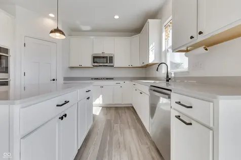 6043 Cedar Shade Way Indianapolis IN 46259