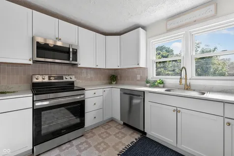 1076 Rita Drive Greenwood IN 46143
