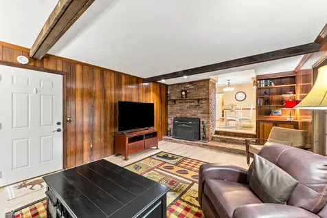 9202 N Cherry Hills Drive Columbus IN 47201