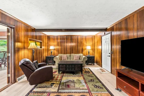 9202 N Cherry Hills Drive Columbus IN 47201