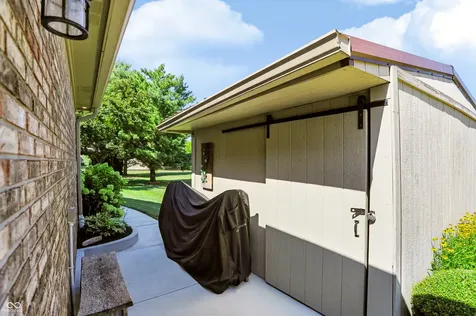 3290 W Sunset Drive S Greenfield IN 46140