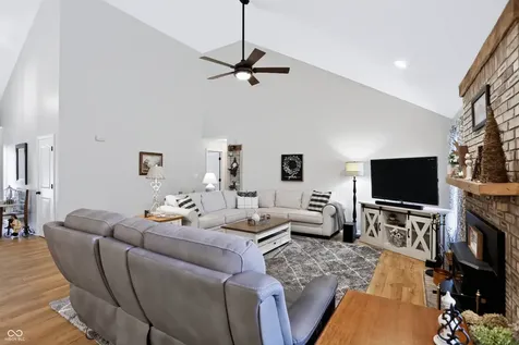 3290 W Sunset Drive S Greenfield IN 46140