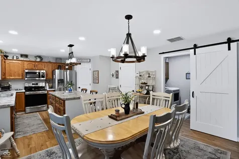 3290 W Sunset Drive S Greenfield IN 46140