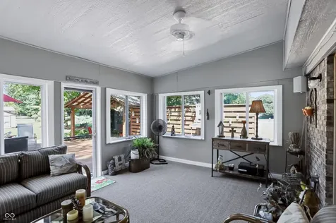 3290 W Sunset Drive S Greenfield IN 46140