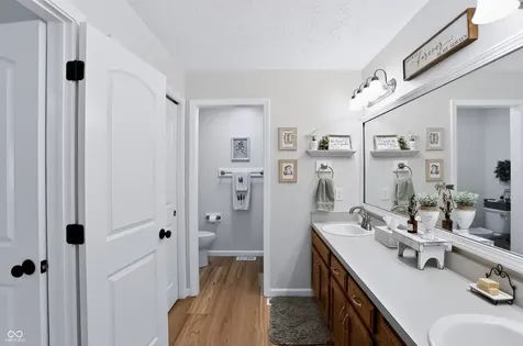 3290 W Sunset Drive S Greenfield IN 46140