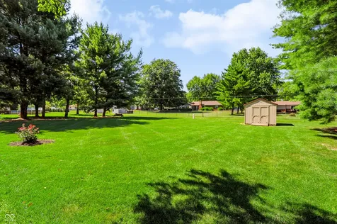 3290 W Sunset Drive S Greenfield IN 46140