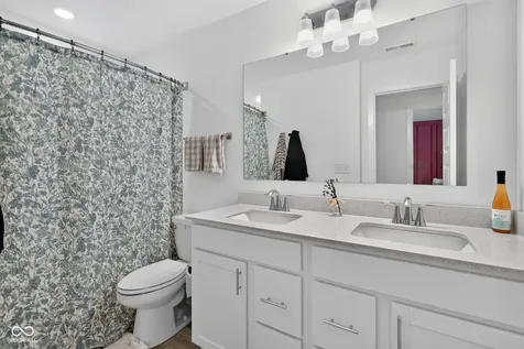 15966 Black Willow Lane Fishers IN 46040