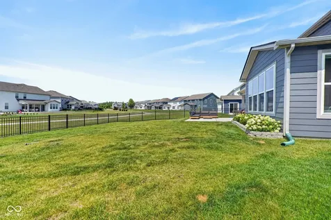 15966 Black Willow Lane Fishers IN 46040