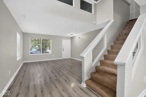 4705 Falcon Run Way Indianapolis IN 46254