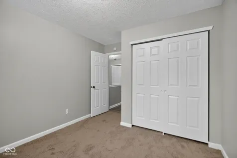 4705 Falcon Run Way Indianapolis IN 46254