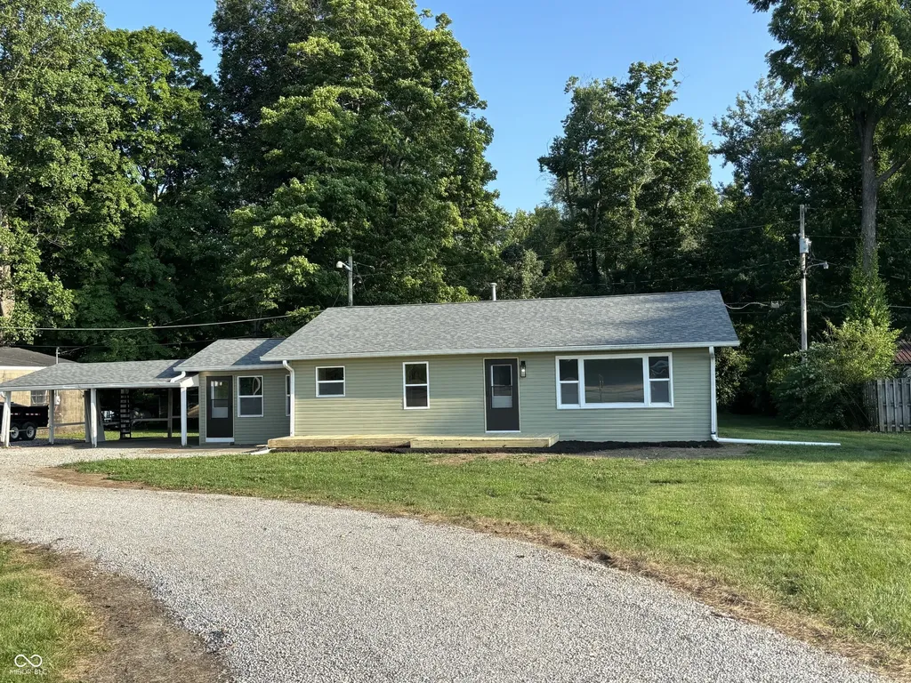 13331 E 25th Street Columbus IN 47203