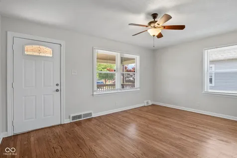229 N 16th Avenue Beech Grove IN 46107