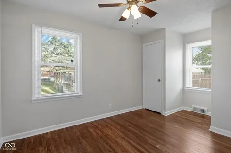 229 N 16th Avenue Beech Grove IN 46107