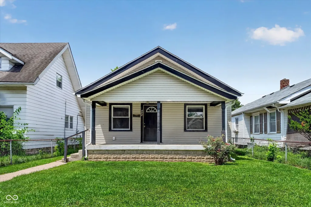 730 N Bosart Avenue Indianapolis IN 46201