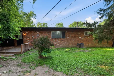 6039 Penway Street Indianapolis IN 46224