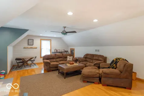 7632 Pinesprings West Drive Indianapolis IN 46256