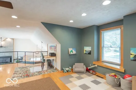 7632 Pinesprings West Drive Indianapolis IN 46256