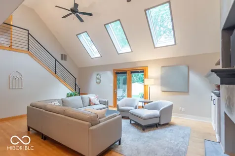 7632 Pinesprings West Drive Indianapolis IN 46256