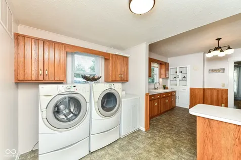 509 E 8th Street Sheridan IN 46069