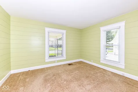 509 E 8th Street Sheridan IN 46069