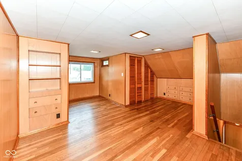 509 E 8th Street Sheridan IN 46069