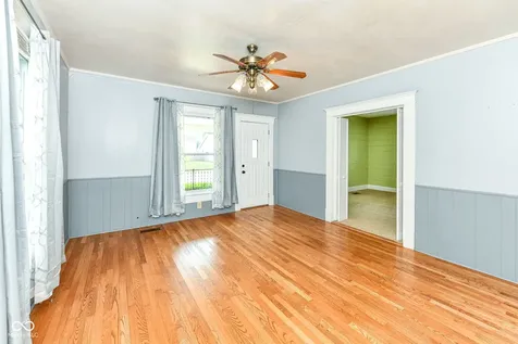 509 E 8th Street Sheridan IN 46069