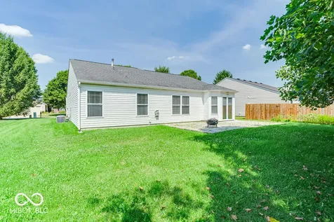11971 Chapelwood Lane Fishers IN 46037